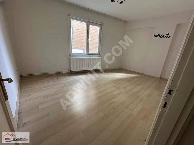 Apartment for sale 2+1 on the middle floor near KAVAKLIDERE Street from INTER WORLD