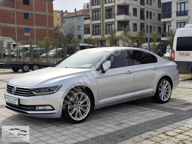 VOLKSWAGEN PASSAT 1.6 TDI BLUEMOTION HIGHLINE 2016 model - No changes