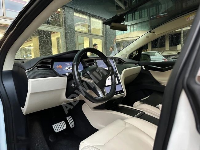 سيارة TESLA MODEL X P100D موديل 2018 - سبع مقاعد / CCS / MCU2