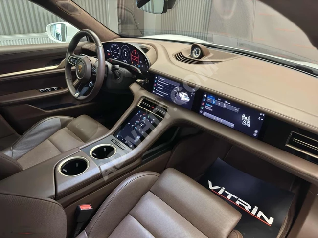 2020 TAYCAN TURBO-BURMESTER car, passenger screen cooling from VİTRİN