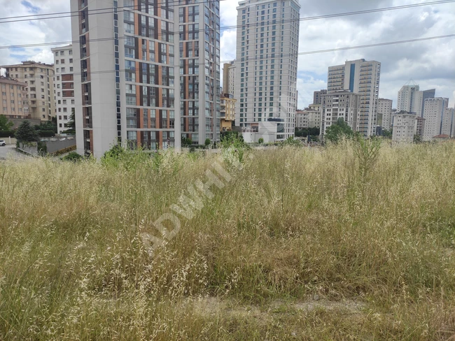 Land with an area of 596 square meters for sale, suitable for converting the permit for construction in the Tatlısu neighborhood, Ümraniye