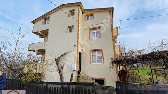 Detached house within a garden area of 350 square meters in a central location in SİLİVRİ