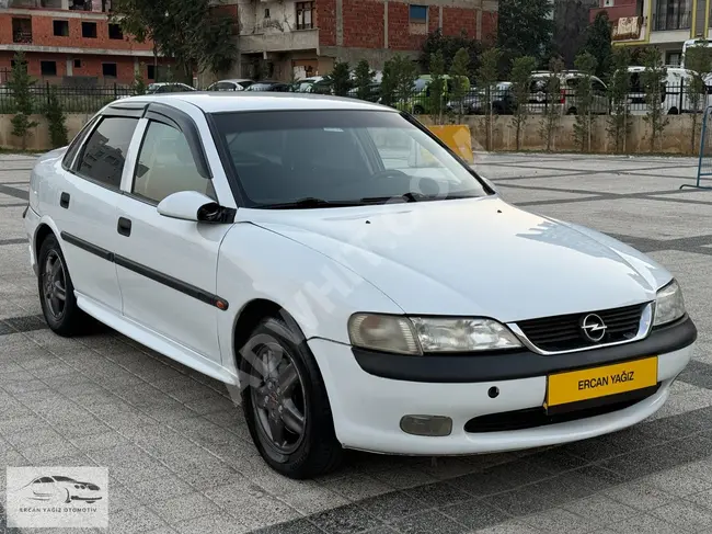 سيارة OPEL VECTRA 2,0 GLS موديل 1998 - سيارة عائلية نظيفة  - مسافة 300,000 كم - بقوة 136 حصان