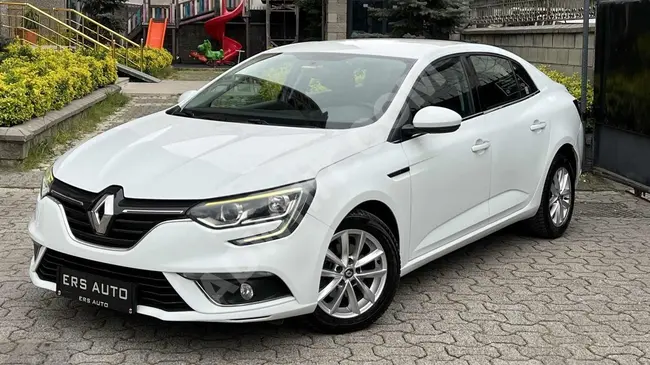 MEGANE Car Model 2017 - Distance 155,000 km - Diesel Automatic