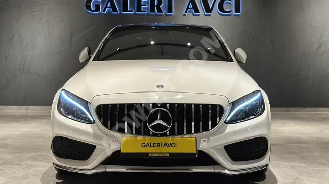 سيارة Mercedes - Benz موديل 2018 140,000 كم, غير مطلية، ذاكرة مزدوجة + عجلة قيادة كهربائية + سقف زجاجي