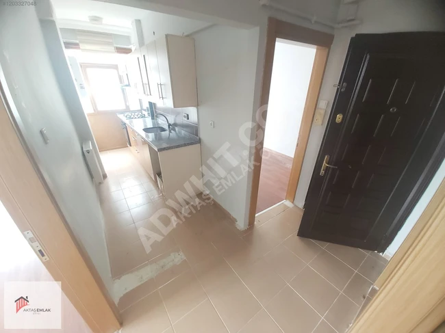 Apartment 2+1 in good condition for rent on SULTANTEPE SELVİLİK Street from AKTAŞ