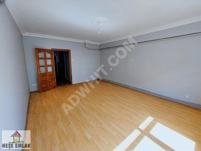 ÜSKÜDAR SULTANTEPE-İCADİYEDE KORUYA YAKIN 2+1..80 M2