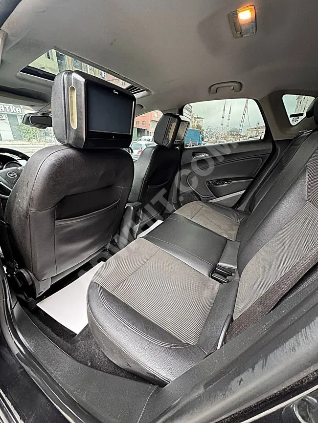 سيارة OPEL ASTRA موديل 2012 سقف بانورامي   250 ألف ليرة تركية دفعة أولى مع تقسيط حتى 48 شهراً