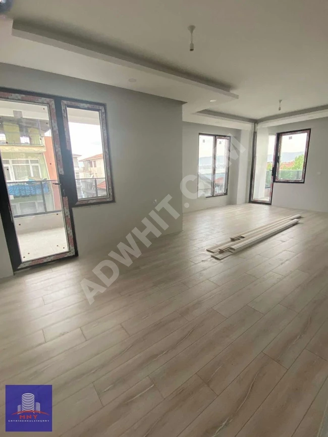 For sale New 3+1 apartment on a mid-floor in DEĞİRMENDERE YÜZBAŞILAR