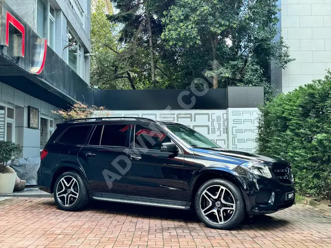 سيارة MERCEDES GLS 350D 4MATIC موديل 2017 - 7 اشخاص - بدون خطأ - من الوكيل