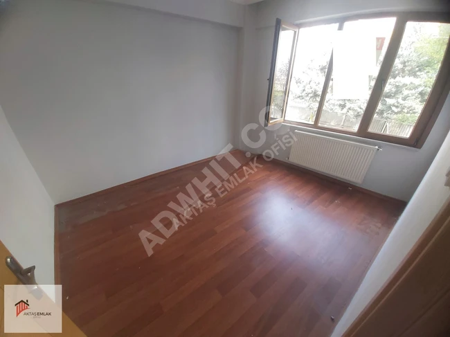 Apartment 2+1 in good condition for rent on SULTANTEPE SELVİLİK Street from AKTAŞ