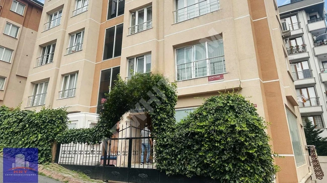 Clean apartment 2+1 for sale on TAVUKÇU Road