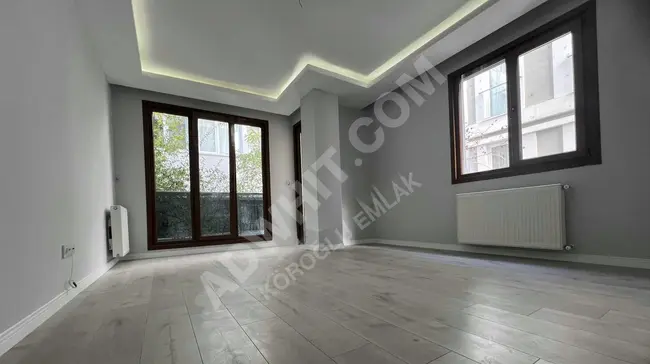 Apartment 2+1 in the ÇAMLIK area, opposite FİNAS MERKEZİ, middle floor with parking. - from KÖROĞLU