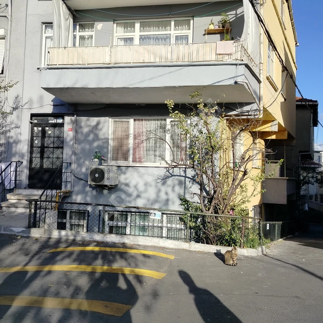 Building consisting of 4 floors for sale in KURUÇEŞME from AKSU EMLAK