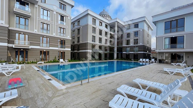 CAPTAINHILL SITESINDE DENİZ MANZARALI2+2BAHÇELİ TRİPLEX SATILIK