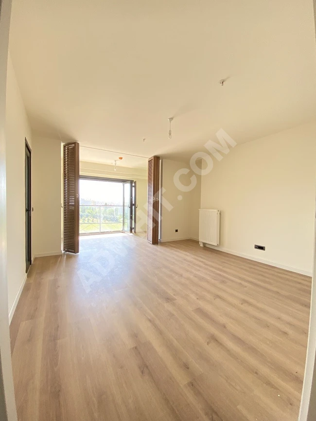 Empty apartment 2+1 with a view of AVANGART İSTANBUL Valley