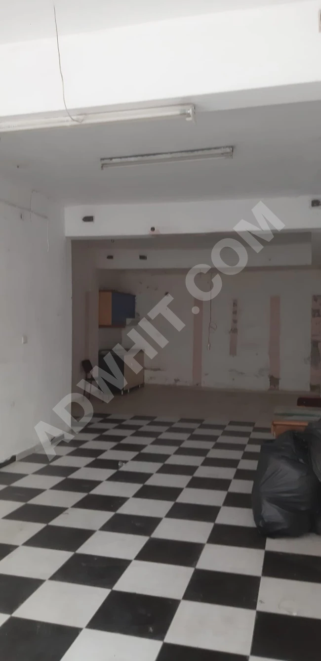 AKDENİZ İNŞAAT GAYRİMENKUL ' den KİRALIK DÜKKAN 60 m2 .