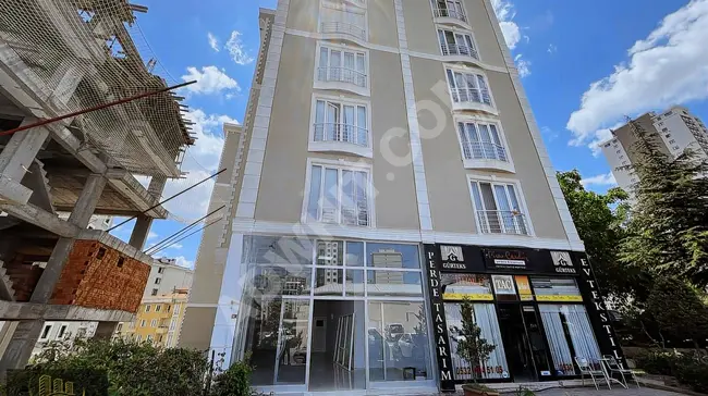 ALBAYRAKTAN ÖNÜ AÇIK NET 80+60M2 TİCARİ VE RESİDENCE BÖLGESİNDE