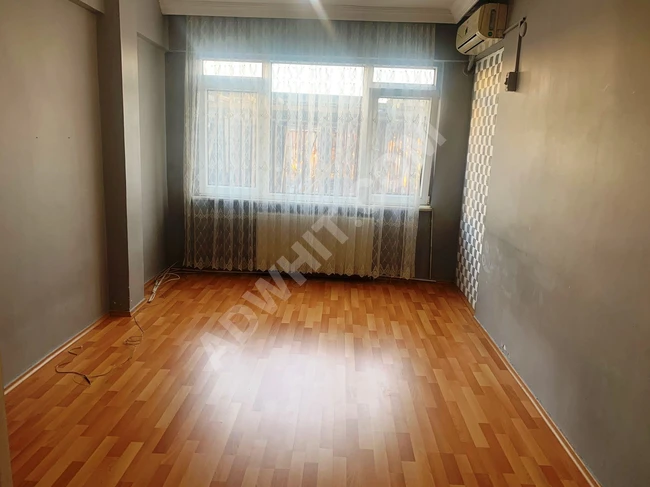 Apartment 2+1 with an area of 90 square meters, located on the third floor for sale in the center of Siyavuşpaşa by Paşa emlak