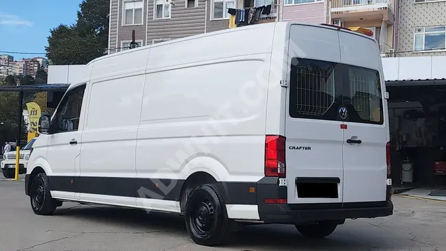 Volkswagen CRAFTER موديل 2023 شاسية طويلة  - من DEZCAR