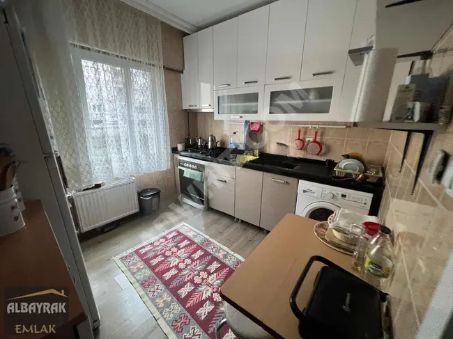 ALBAYRAK EMLAKTAN VARAN CADDESİ ÜZERİ KULLANIŞLI DAİRE