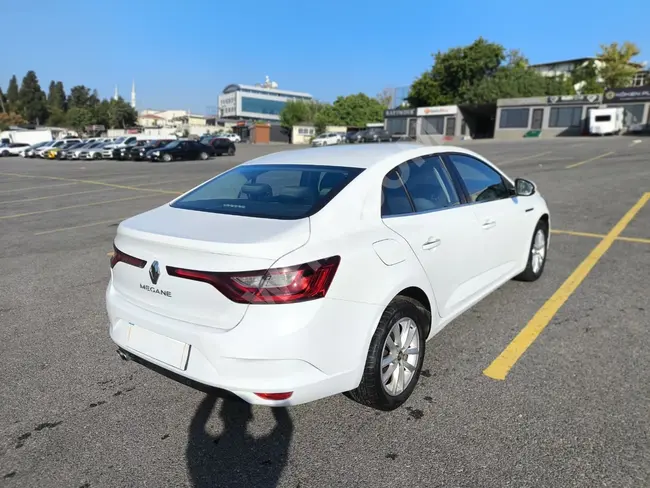 TESLA EKRAN.2020 MODEL RENAULT MEGAN 1.5TOUCH OTOMATİK 81.700 KM