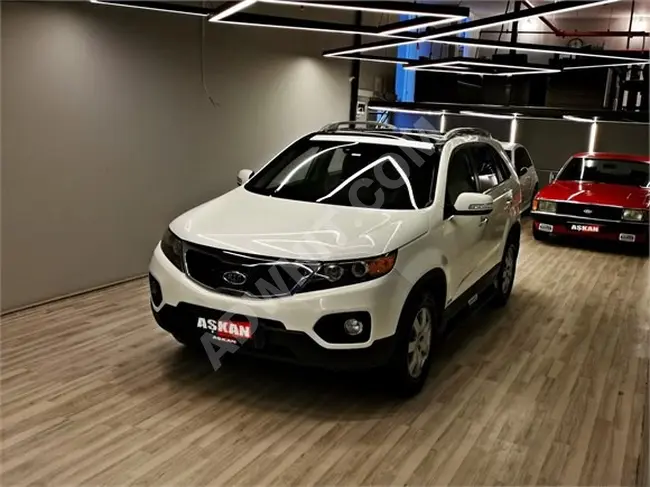 سيارة Sorento 2.2 CRDİ موديل 2011 - سقف زجاجي أصلي بطانة جلدية