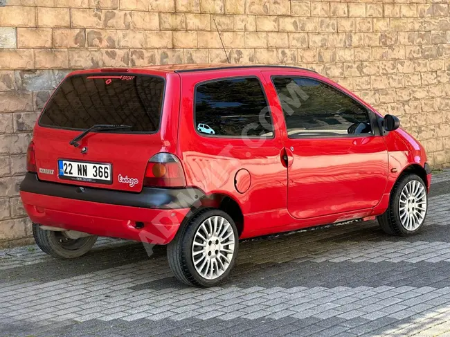 1998 - Renault Twingo - with air conditioning - from İstanbulGoldCar