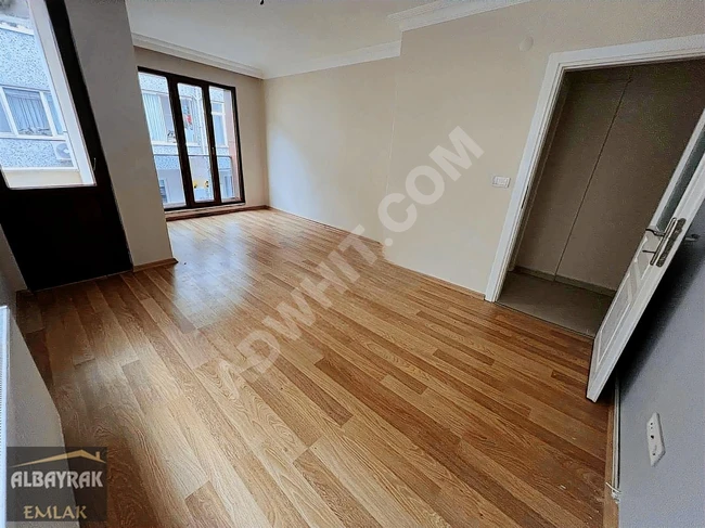 Empty 2+1 apartment on a middle floor located on ALEMDAĞ Street - from ALBAYRAK EMLAK