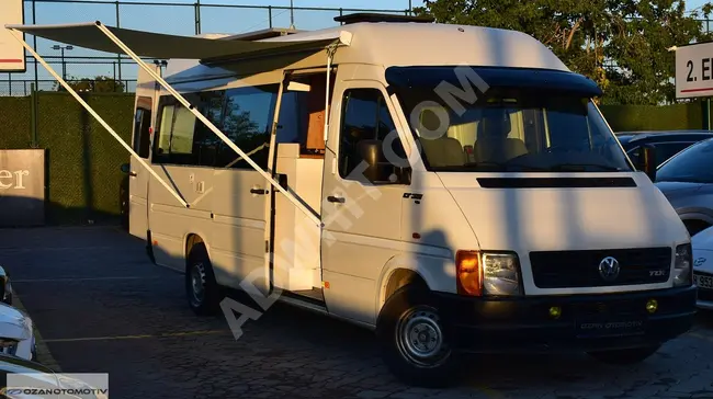 Volkswagen CRAFTER Caravan model 2006 with MAJERATÖR toilet and solar panels