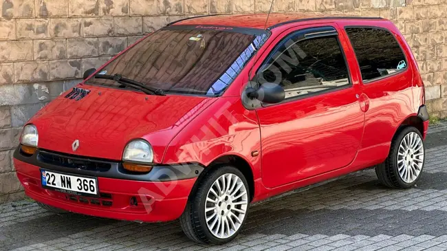 1998 - Renault Twingo - with air conditioning - from İstanbulGoldCar