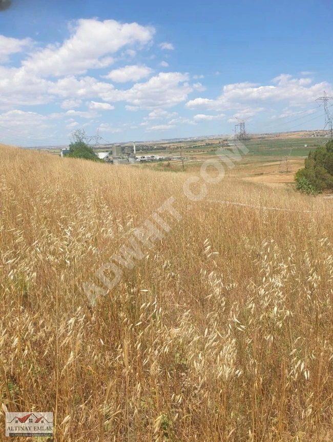 Urgent land for sale, 140 square meters in the area of MARMARA EREĞLİSİ - SULTANKÖY.