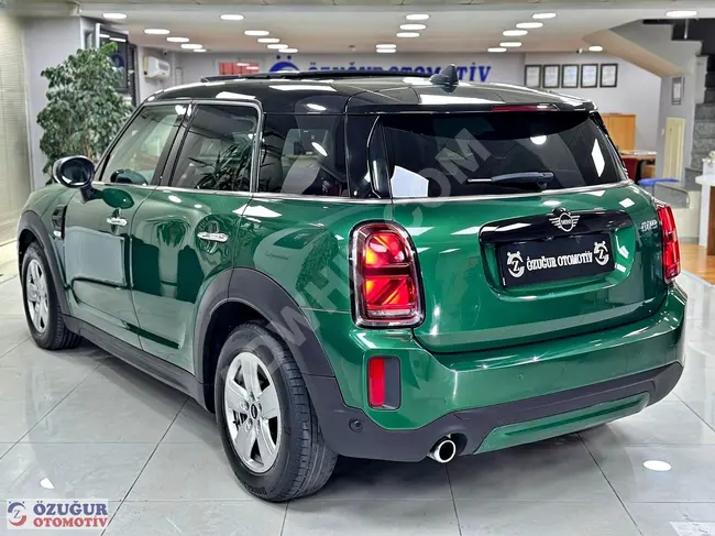 ÖZUĞUR'DAN 2021 M.COOPER COUNTRYMAN CLASSIC CAM TAVAN+NAVİ+64.KM