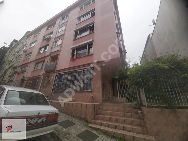 AKTAŞTAN ÜSK ÜNİVERSİTE SOKAĞINDA 3+1 TEMİZ BALKONLU DAİRE