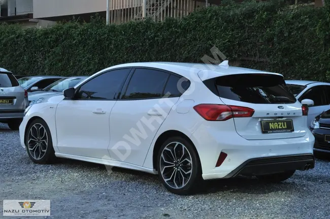 2018 - FORD FOCUS HB - مع امكانية خيار التقسيط نقداً بسندات