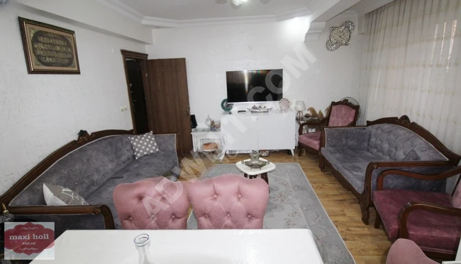 SATILIK KOCASİNANDA GENÇ BİNADA METROYA YAKIN KREDİLİ 2+1 DAİRE