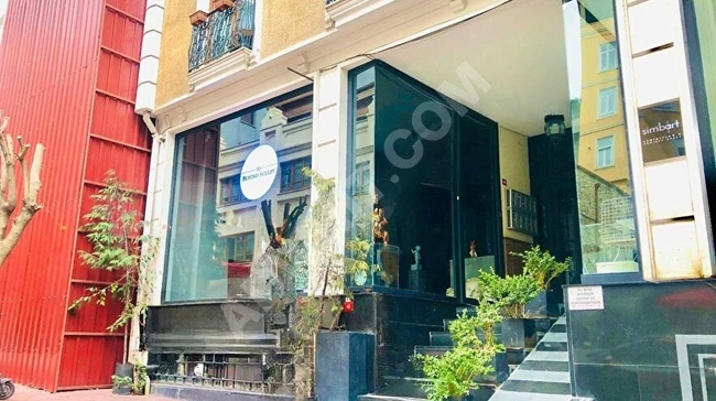 Commercial shop for sale with an area of (130) m2, having two floors and high ceiling in a new building located at the heart of Cihangir Çukurcuma street.