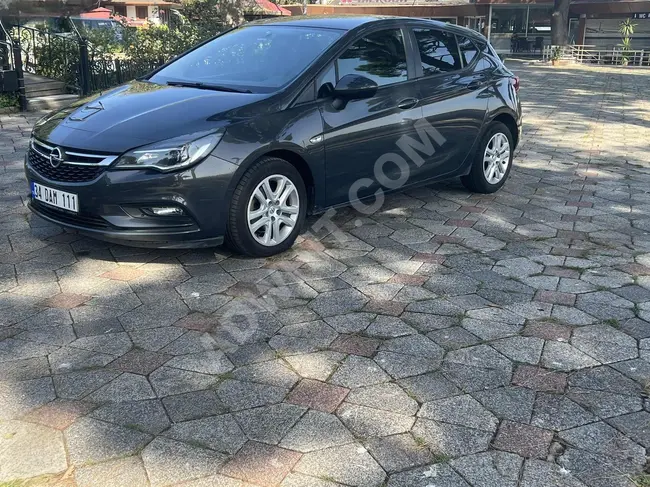 Opel Astra موديل 2016 ديزل, اوتوماتيك, بدون تغيير, اورجنال