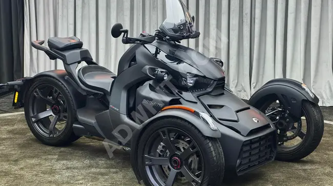 CAN-AM RYKER 900cc 2022 - وضع رياضي , بزجاج امامي ومقعد خلفي - من SCLASS