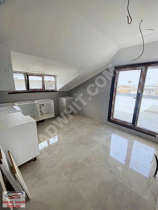 Large 5+2 duplex for sale on the main street in Çengelköy area