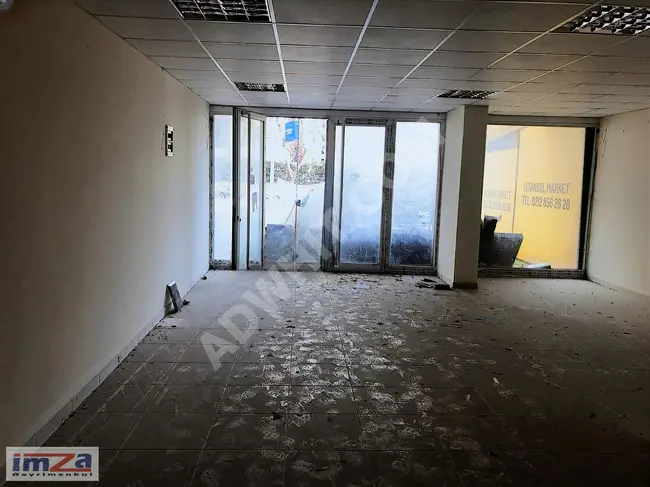 CADDE ÜZERİNDE 180 m2 GİRİŞ 70 M2 DEPOSU BULUNAN KİRALIK DÜKKAN