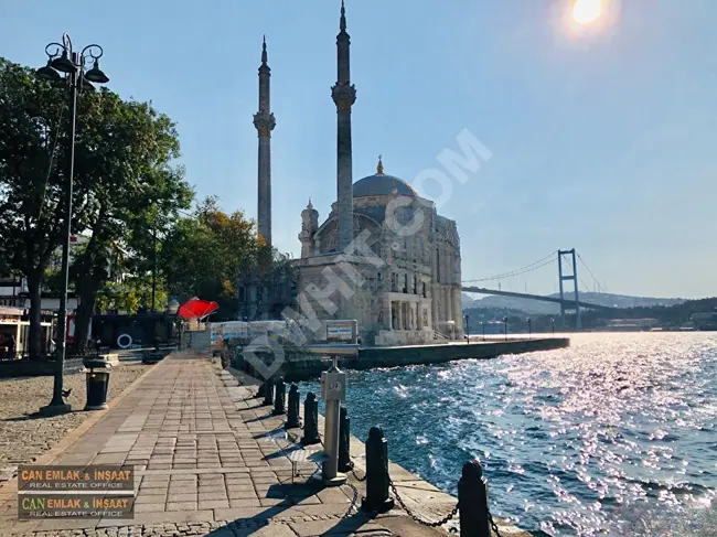 Licensed commercial cafe next to Ortaköy Mosque in a corner building, with a large garden and sea view.