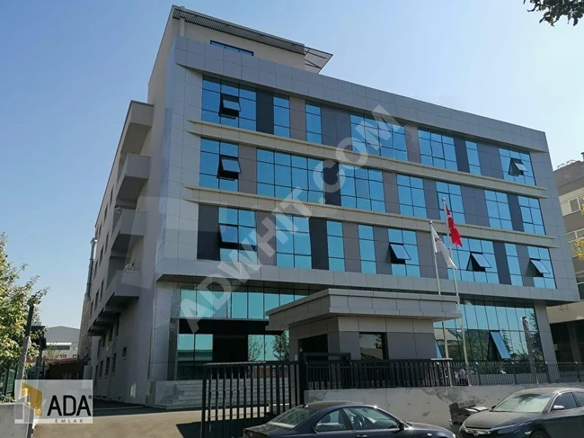 Five-storey building for rent, with an area of 11,000 square meters, in Beylikdüzü Bakırcılar.