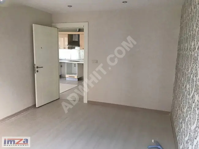 HAVUZLU OTOPARKLI GÜVENLİKLİ SİTEDE BALKONLU 1+1 DAİRE