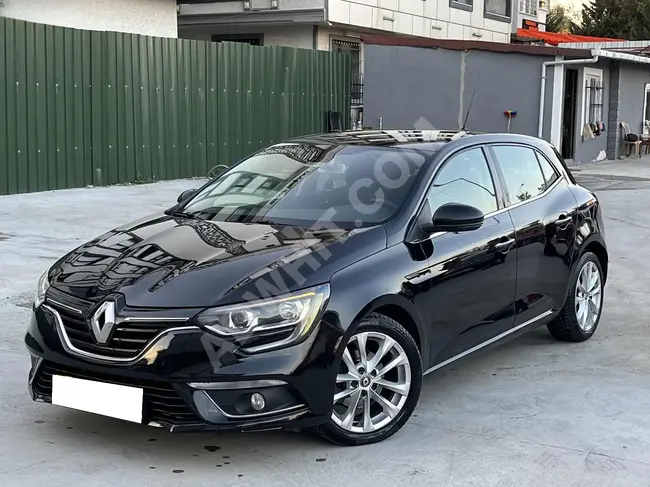 TAKASLI 2016 MEGANE 4 OTOMATİK VİTES 4 PARÇA BOYALI