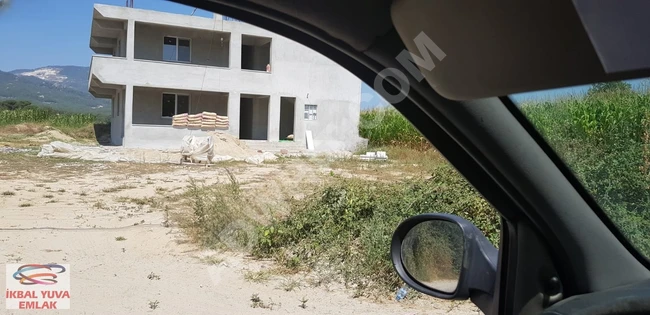 MUĞLA MİLASTA DOĞAYLA İÇ İÇE VİLLALIK 1700 M2 ARSA