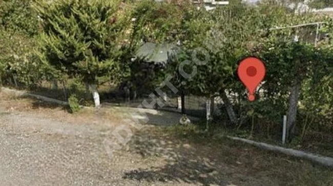 For sale: Land where you can build 3 floors, 6 apartments in Tekirdağ Saray.