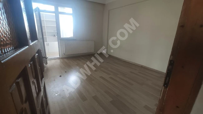 Spacious 2+1 apartment for rent near public transport on the main street, equipped with natural gas.