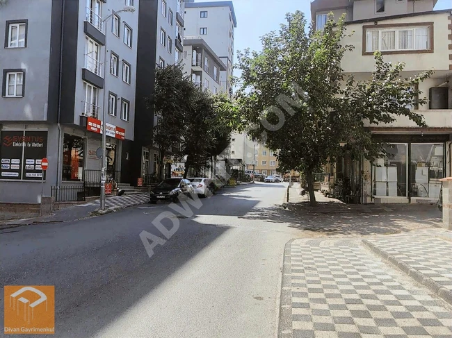 CADDE ÜSTÜ ÖN KULLANIMLI SIFIR DÜZ GİRİŞ KİRALIK DÜKKAN