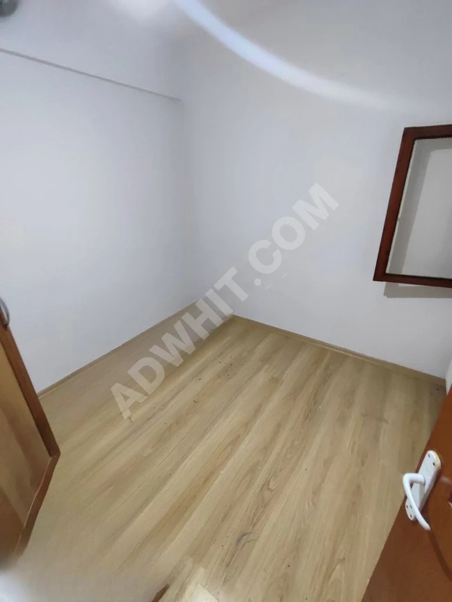 ÇELİKTEPE'DE 3+1 BALKONLU 110 m2